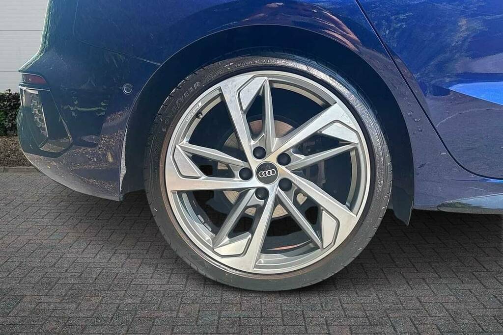 Audi A3 35 Tfsi Edition 1 S Tronic BV73ULS Blue #5