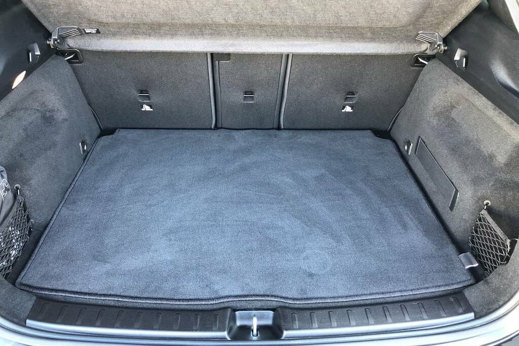 Mercedes-Benz GLA Class 200 Amg Line Executive KR24HJG Black #2