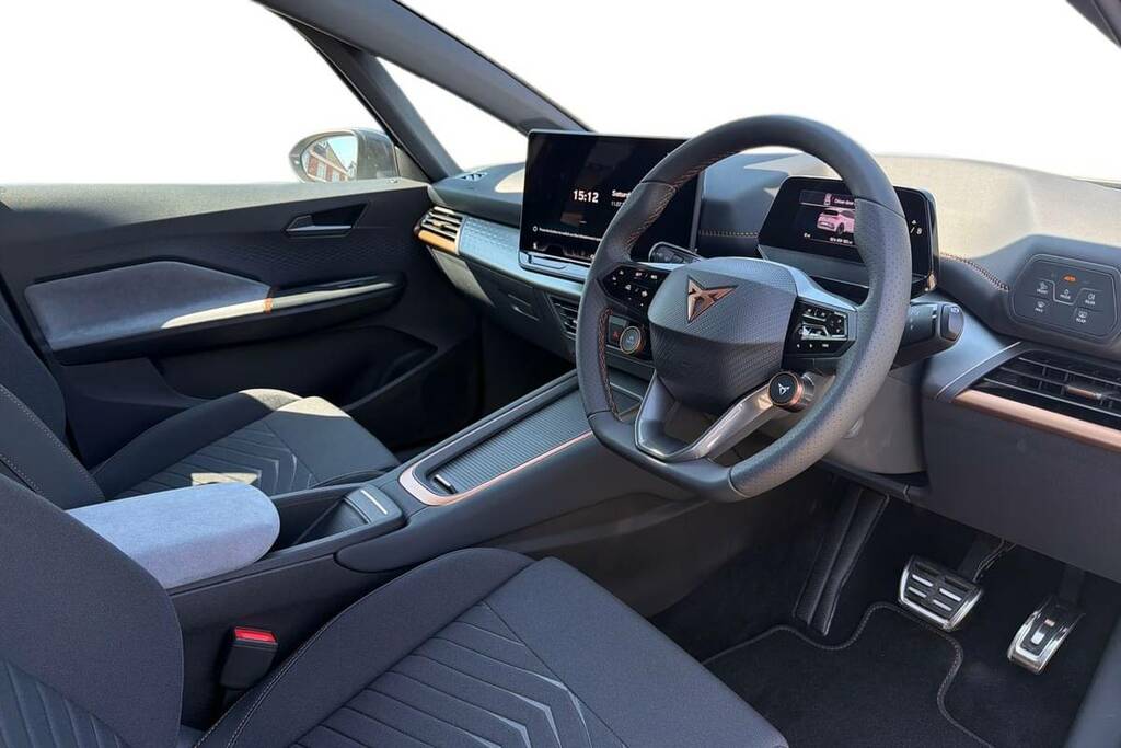 Cupra Born 170Kw E-boost V2 59Kwh Silver #3