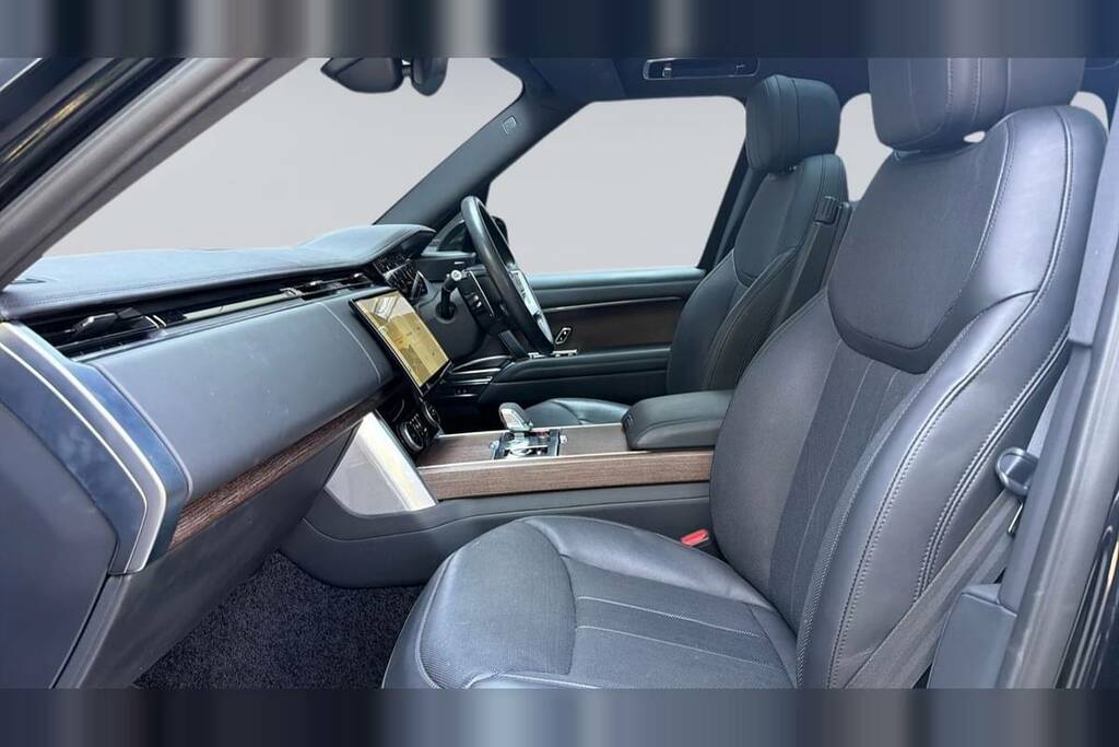 Land Rover Range Rover 3.0 D300 Se VX72WTN Black #3