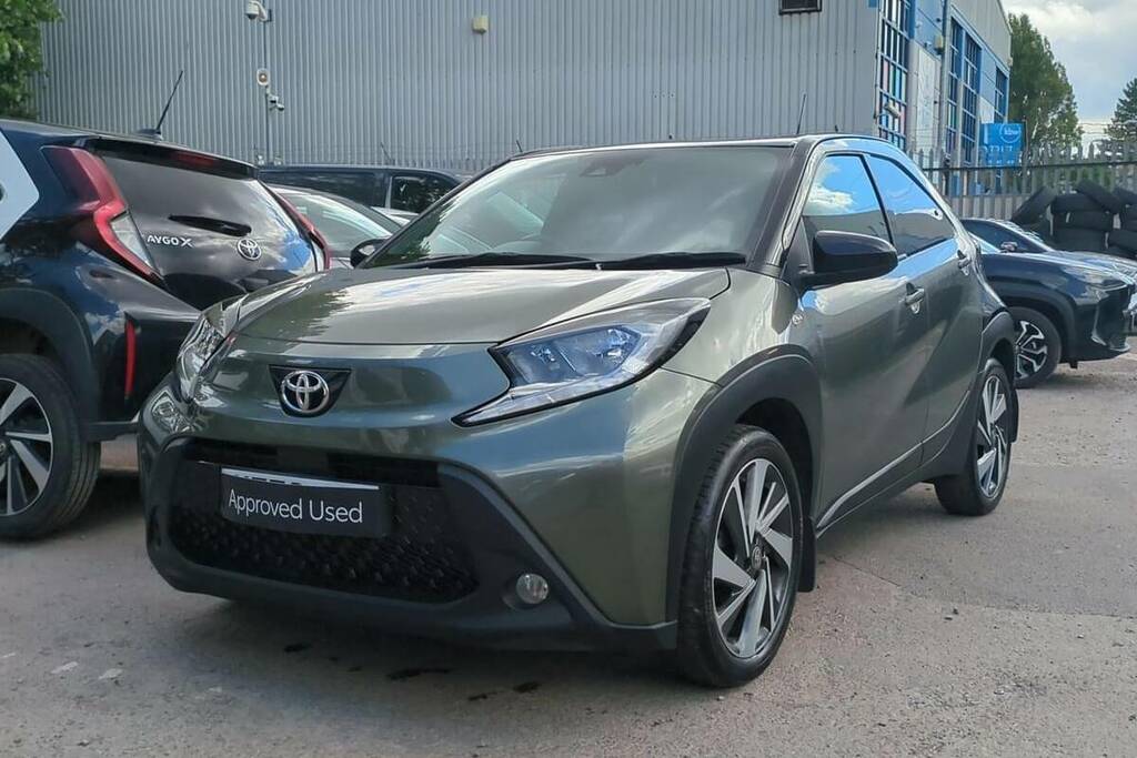 Toyota Aygo X 1.0 Vvt-i Edge Green #6