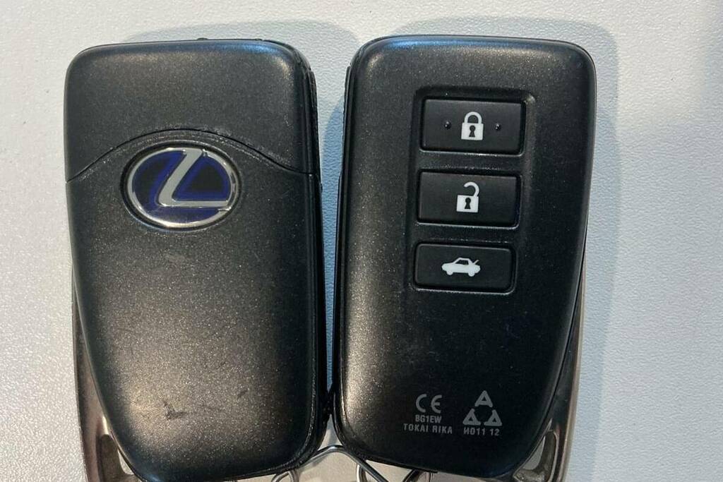 Lexus IS 2.0T F Sport Saloon Euro 6 245 Ps Silver #25