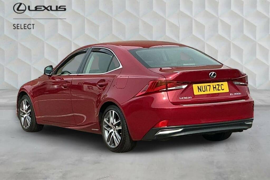 Lexus IS 300H Advance Cvt Premium Navigation Red #3
