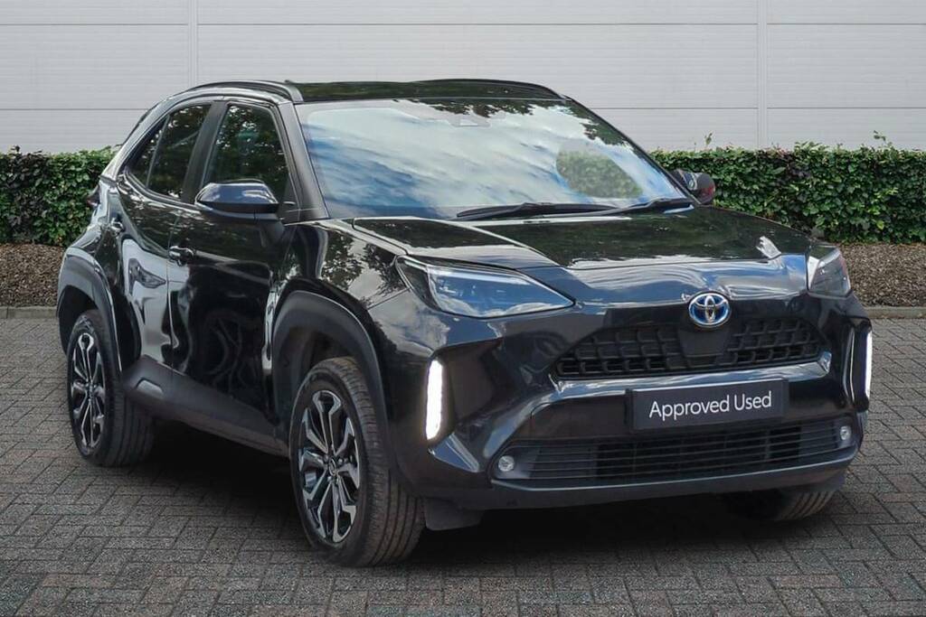 Toyota Yaris Cross 1.5 Hybrid Design Cvt Black
