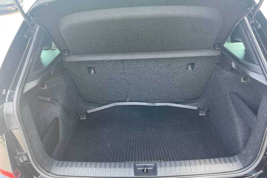 Skoda Kamiq 1.0 Tsi 110 Monte Carlo Dsg Black #2