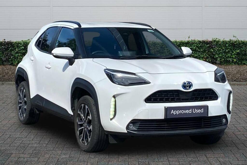 Toyota Yaris Cross 1.5 Hybrid Design Cvt White