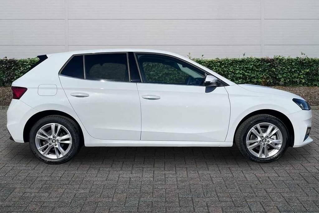 Skoda Fabia 1.0 Tsi 116 Se L Edition Dsg BV26TOA White #4