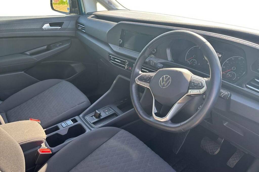 Volkswagen Caddy Maxi Life 2.0 Tdi 122 Life Dsg  #4
