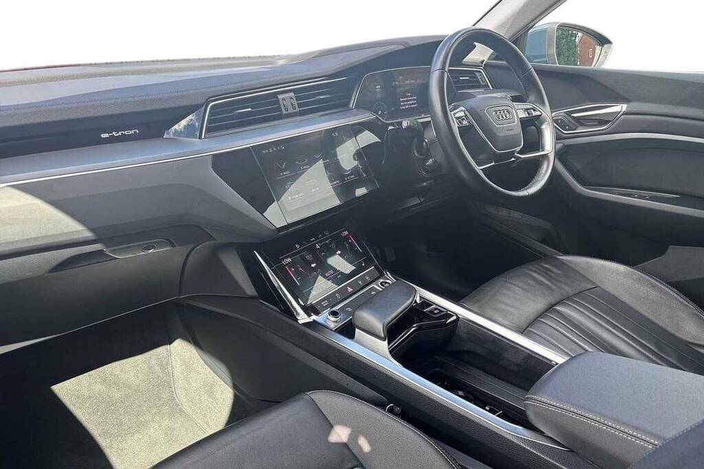 Audi Q8 e tron 250Kw 50 Quattro 95Kwh Sport Blue #2