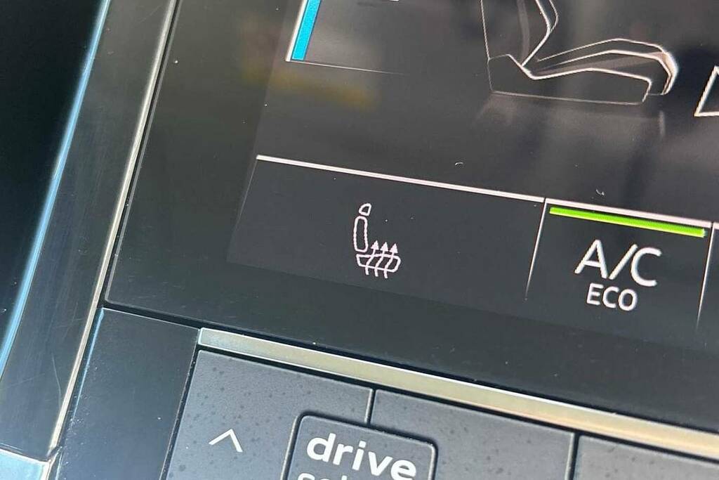 Audi Q8 e tron 300Kw 55 Quattro 114Kwh Vorsprung 22Kw Blue #26
