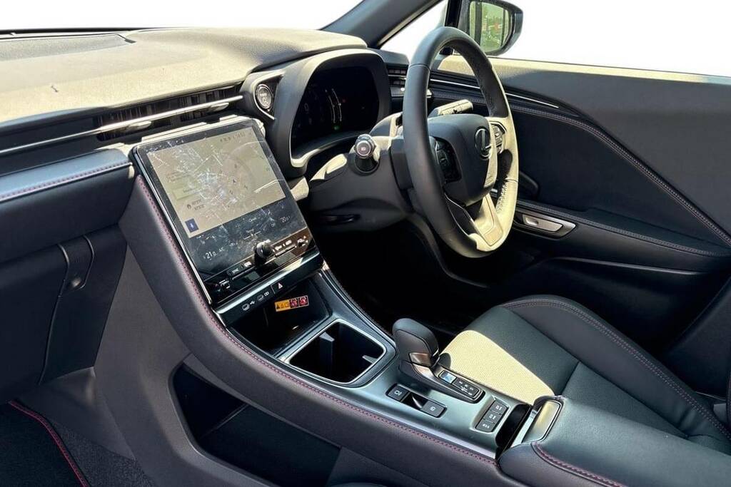 Lexus LBX 1.5 Premium E-cvt GV74LWA Blue #5