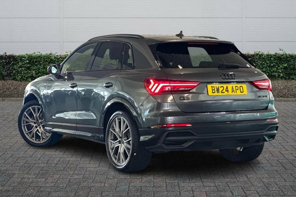 Audi Q3 1.5 Tfsi 35 Black Edition Sportback S T Blue #12