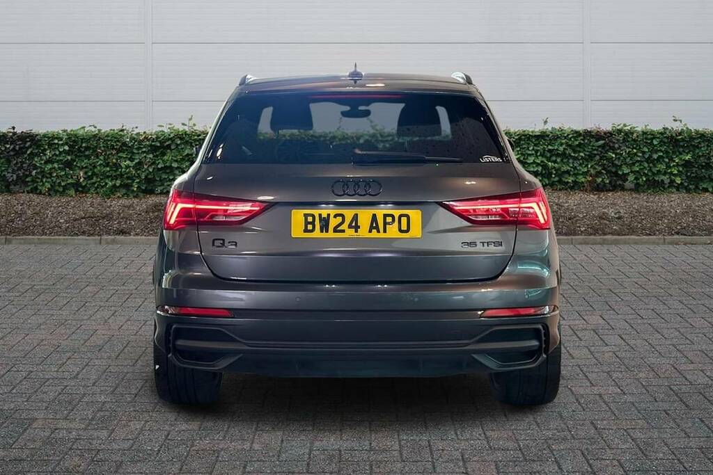 Audi Q3 1.5 Tfsi 35 Black Edition Sportback S T Blue #24