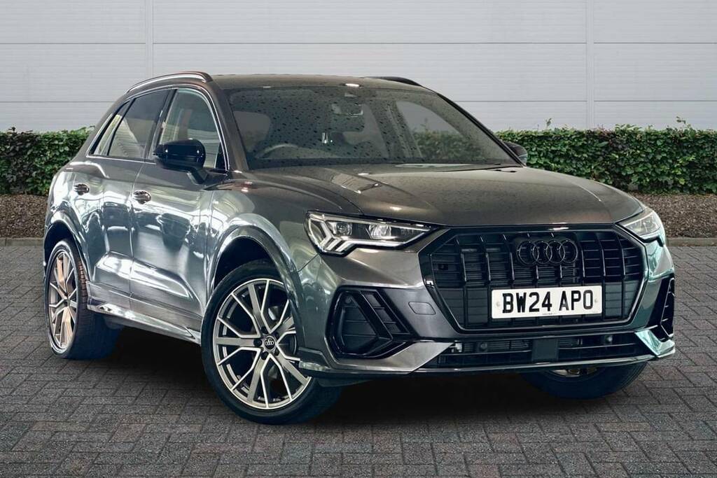 Audi Q3 1.5 Tfsi 35 Black Edition Sportback S T Blue #1