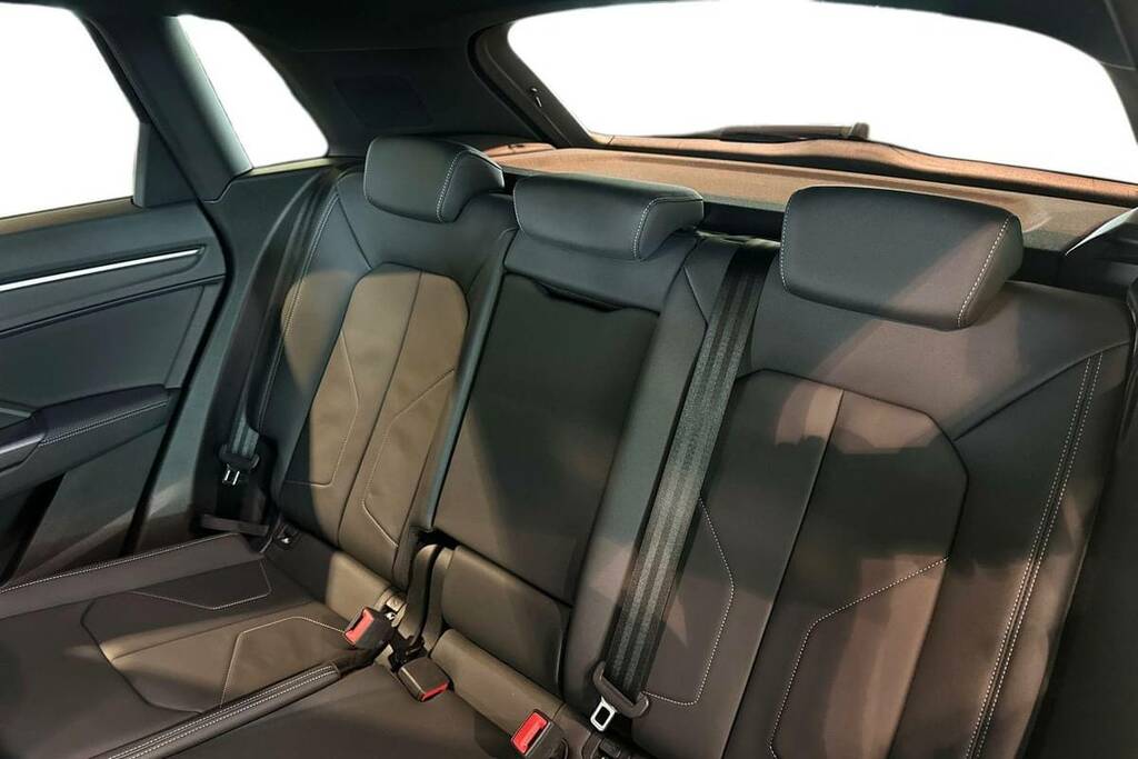 Audi Q3 1.5 Tfsi 35 Black Edition Sportback S T Blue #29