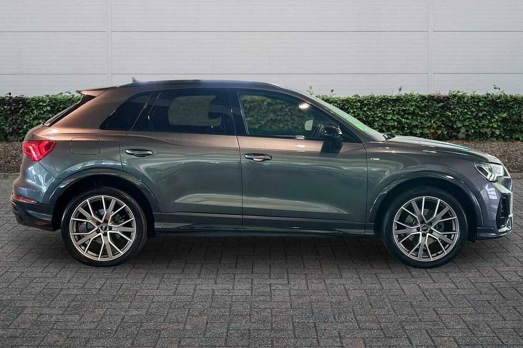 Audi Q3 35 Tfsi Black Edition 20 Alloy Grey #4