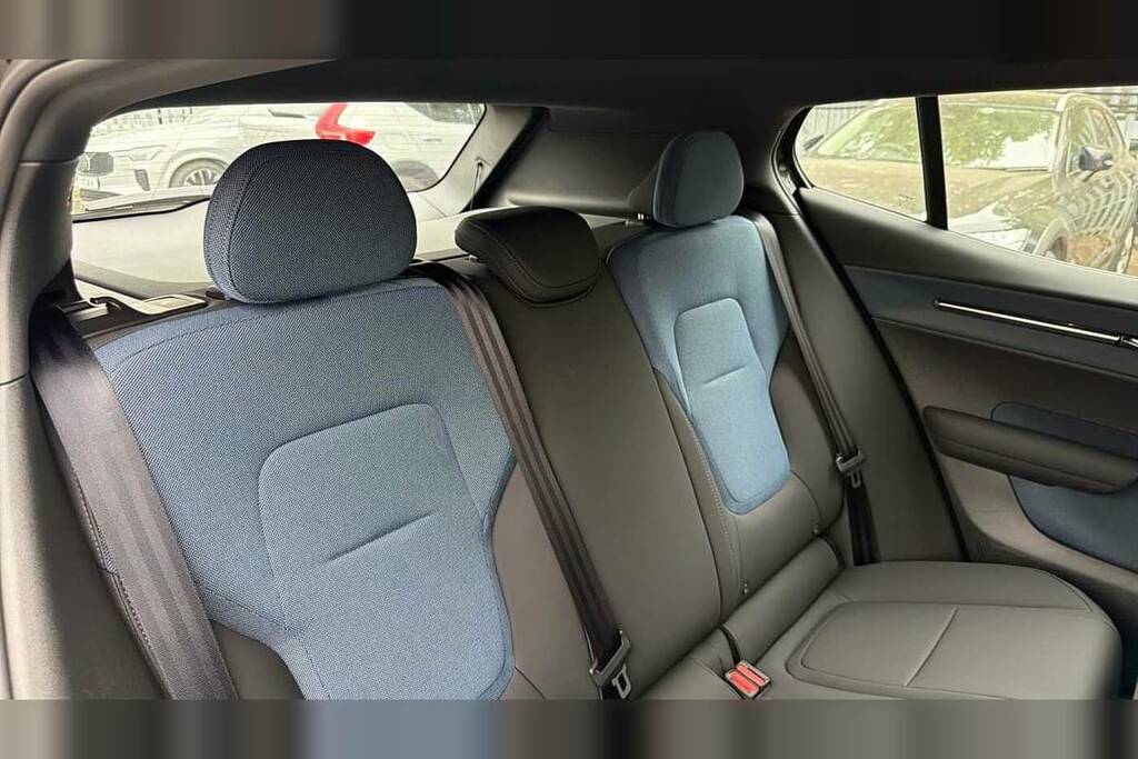 Volvo EX30 315Kw Twin Motor Performance Plus 69Kwh Black #5