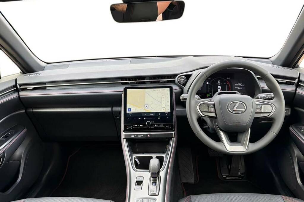 Lexus LBX 1.5 Premium Plus E-cvt Silver #6