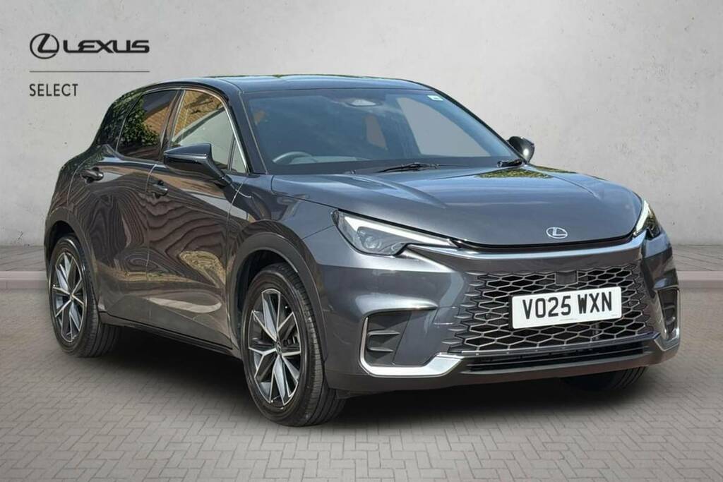 Lexus LBX 1.5 Premium Plus E-cvt Grey