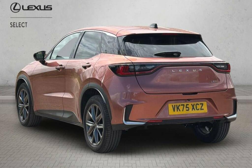 Lexus LBX 1.5 Vvt-ie Premium Suv Hybrid E-cvt Eur Red #4