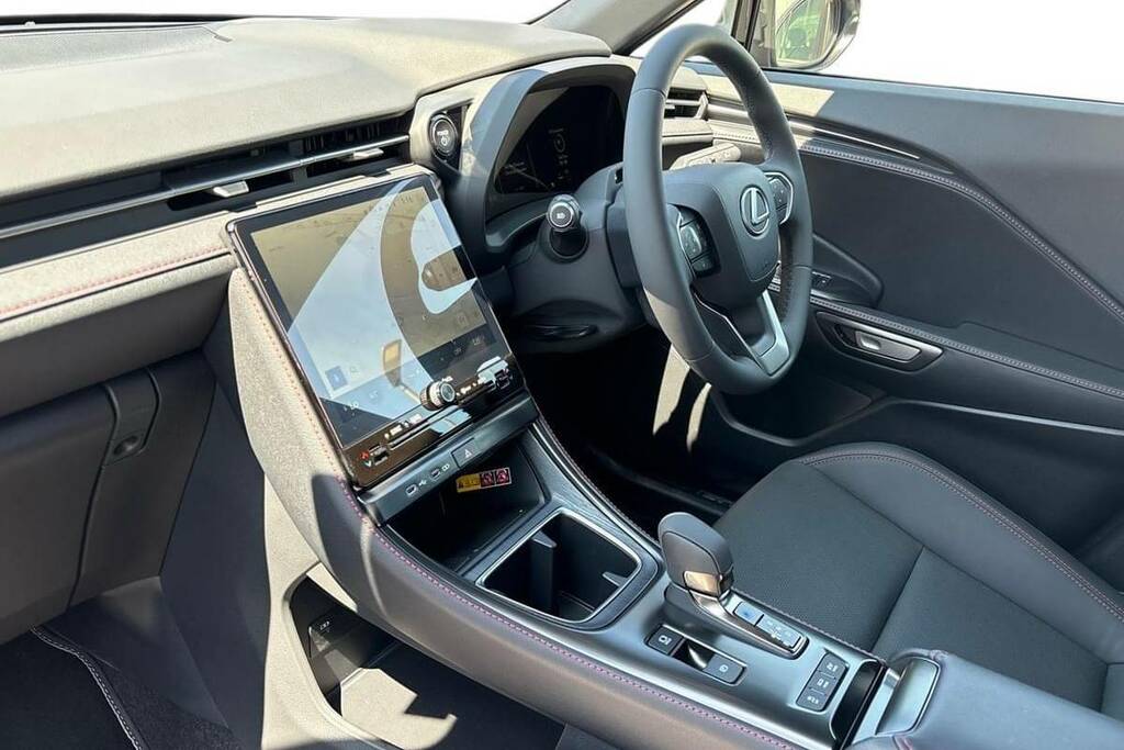 Lexus LBX 1.5 Premium Plus Design E-cvt WM26FYS #5