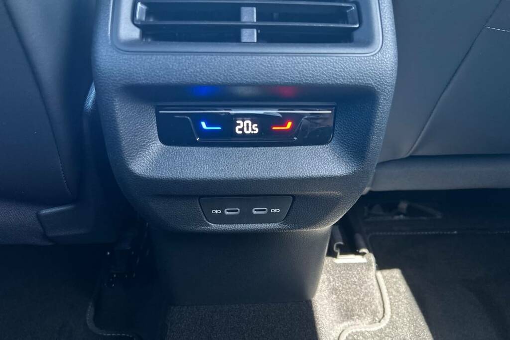 Volkswagen Tayron 1.5 Tsi Ehybrid R-line Dsg6 Green #5