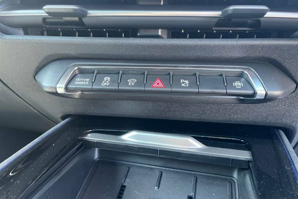 Audi Q3 1.5 E-hybrid Edition 1 S Tronic Green #6