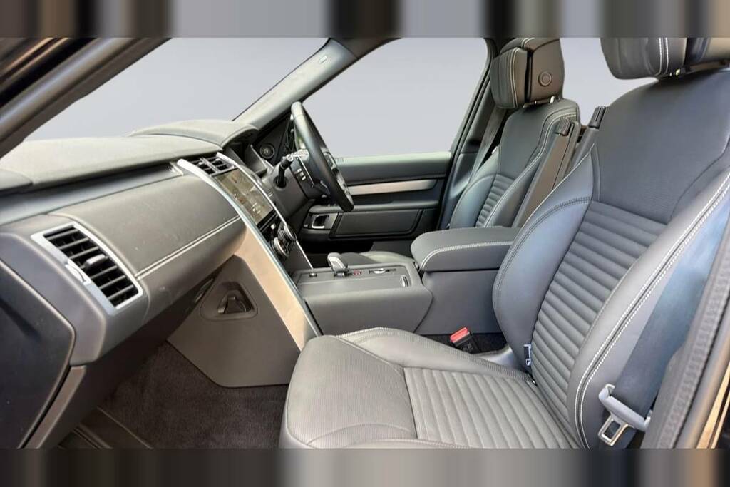 Land Rover Discovery 3.0 D350 Dynamic Hse Black #3