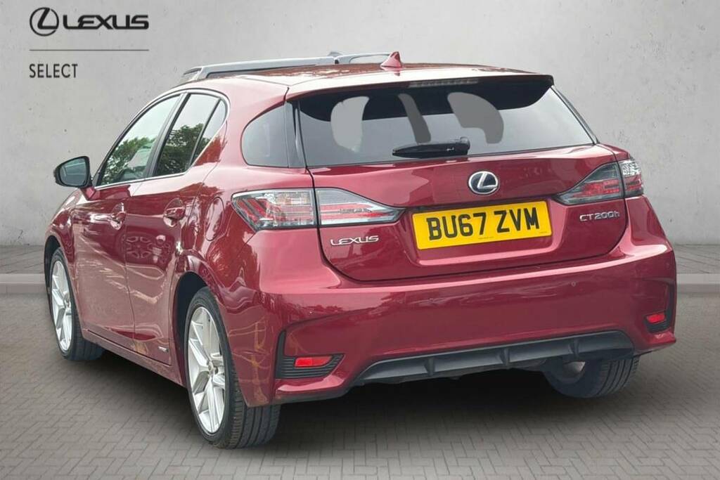 Lexus CT 200H 1.8 Advance Cvt Red #4