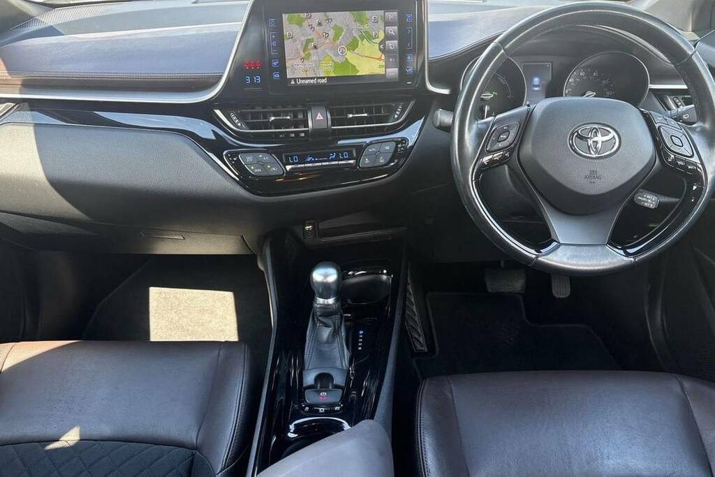 Toyota C-Hr 1.8 Vvt-h Dynamic Cvt Euro 6 Ss White #8