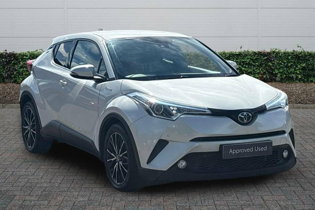 Toyota C-Hr 1.8 Vvt-h Dynamic Cvt Euro 6 Ss White #1
