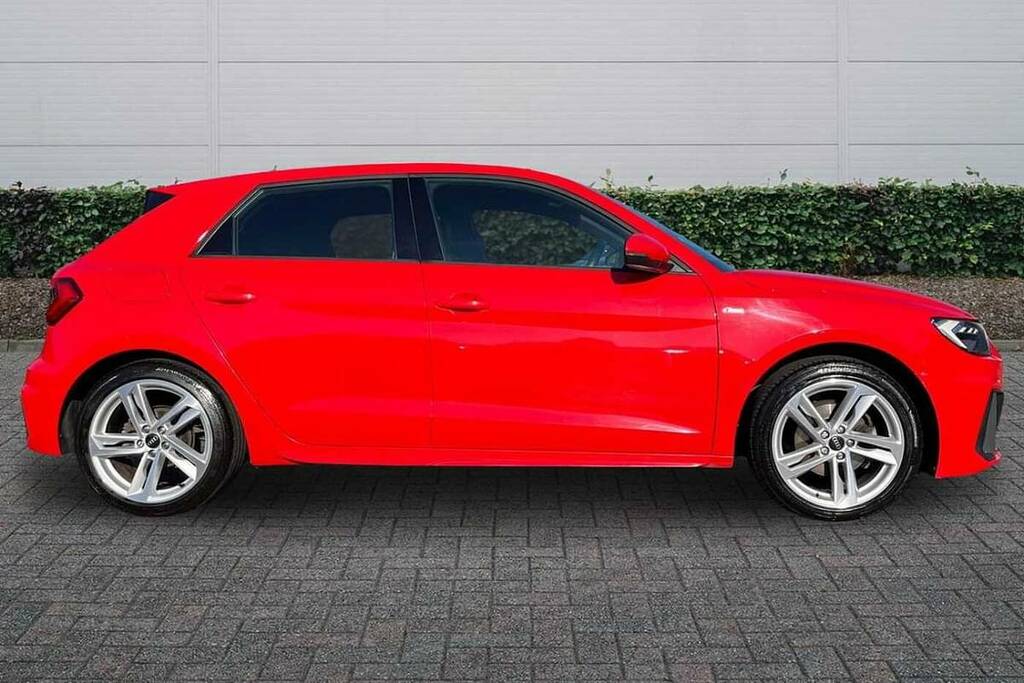 Audi A1 35 Tfsi S Line S Tronic BR21SZK Red #4
