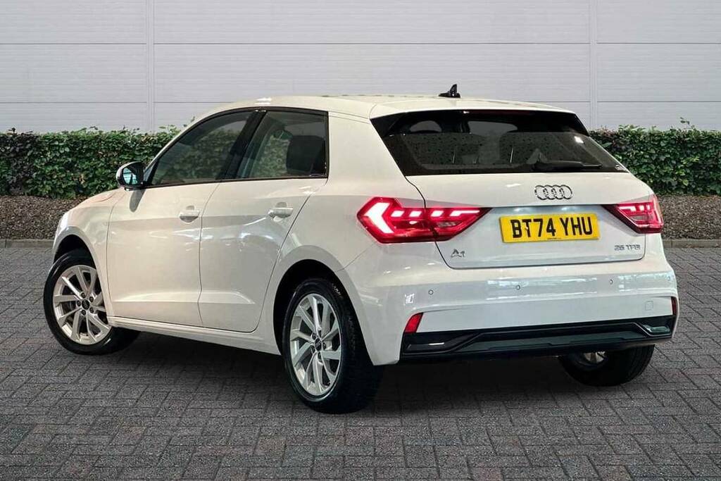 Audi A1 25 Tfsi Sport BT74YHU White #3