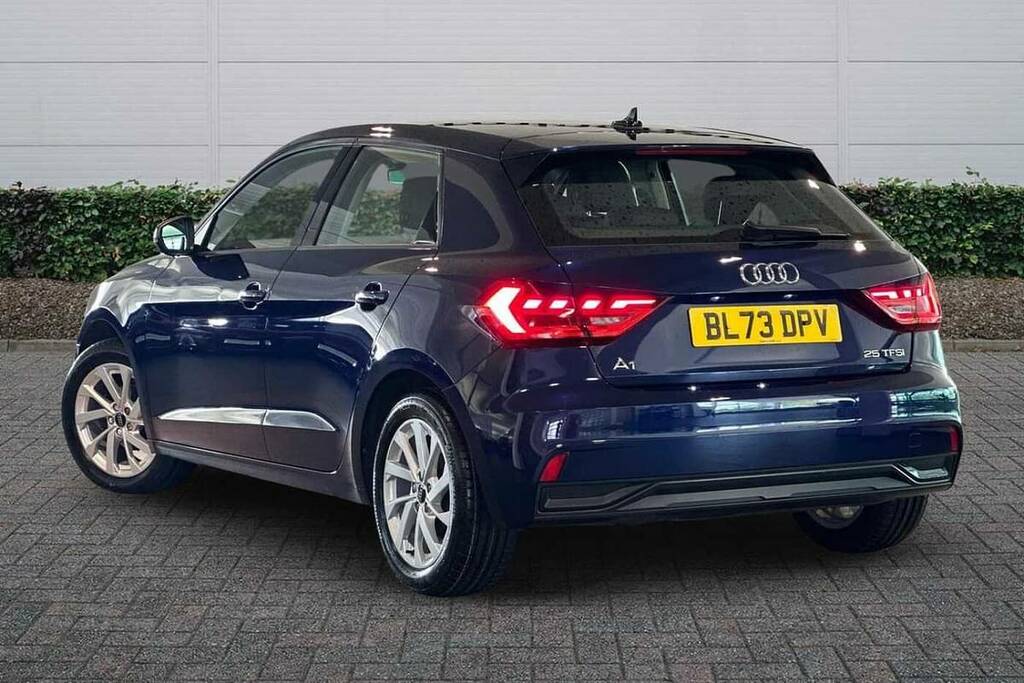 Audi A1 25 Tfsi Sport BL73DPV Blue #3