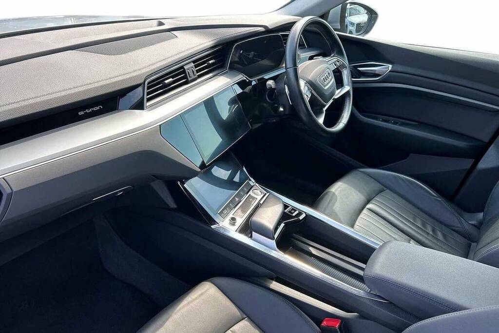 Audi E-tron 230Kw 50 Quattro 71Kwh Technik Silver #2