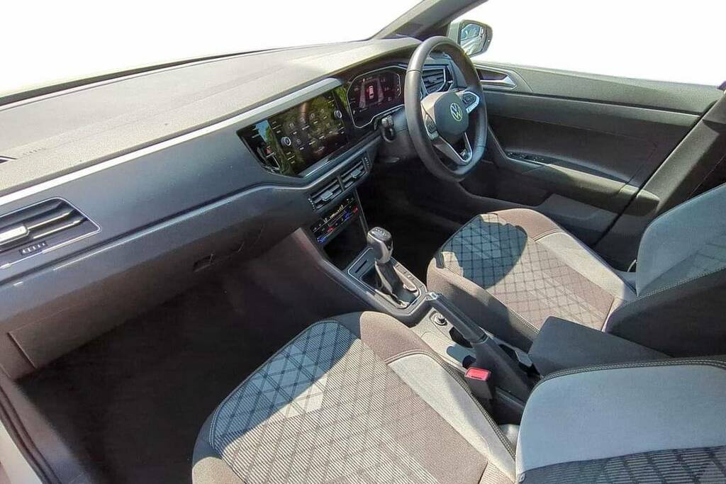Volkswagen Polo 1.0 Tsi 110 R-line Dsg BF24NSZ Grey #2