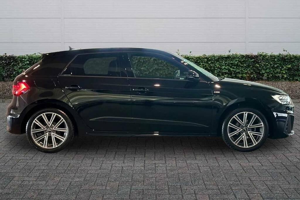 Audi A1 25 Tfsi S Line BW24TNL Black #4