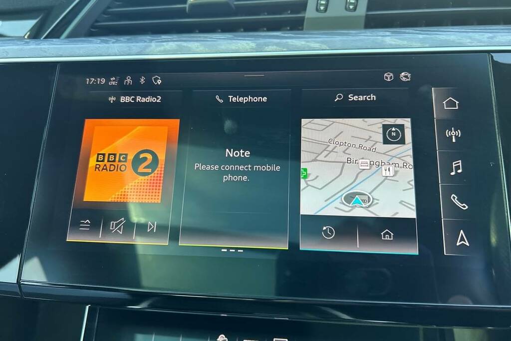 Audi E-tron 230Kw 50 Quattro 71Kwh S Line Blue #3