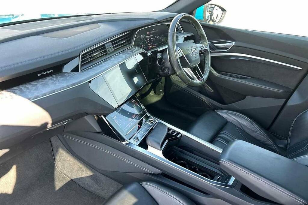 Audi E-tron 230Kw 50 Quattro 71Kwh S Line FT21UWF Blue #2
