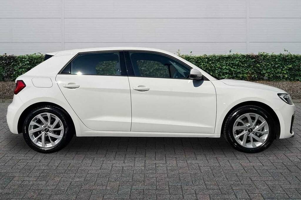 Audi A1 25 Tfsi Sport S Tronic BP26XXT White #4