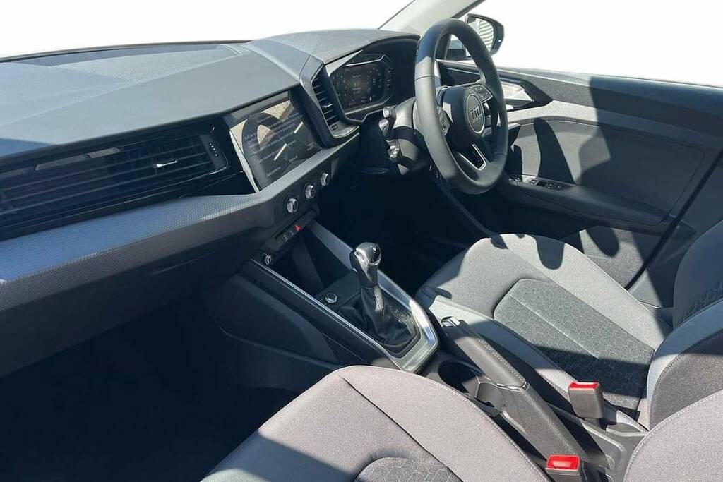 Audi A1 25 Tfsi Sport S Tronic BP26XXT White #2