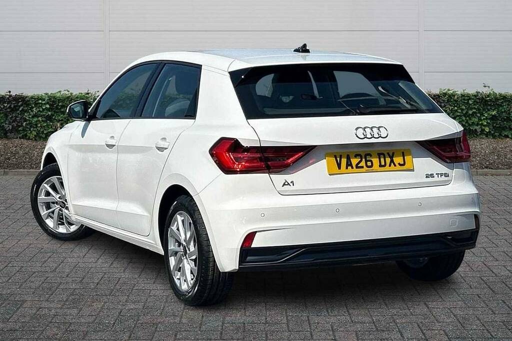 Audi A1 25 Tfsi Sport S Tronic VA26DXJ White #3