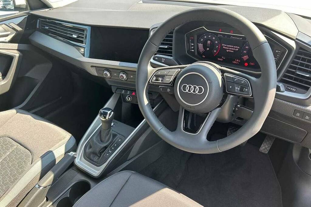 Audi A1 25 Tfsi Sport S Tronic VA26KUE White #6