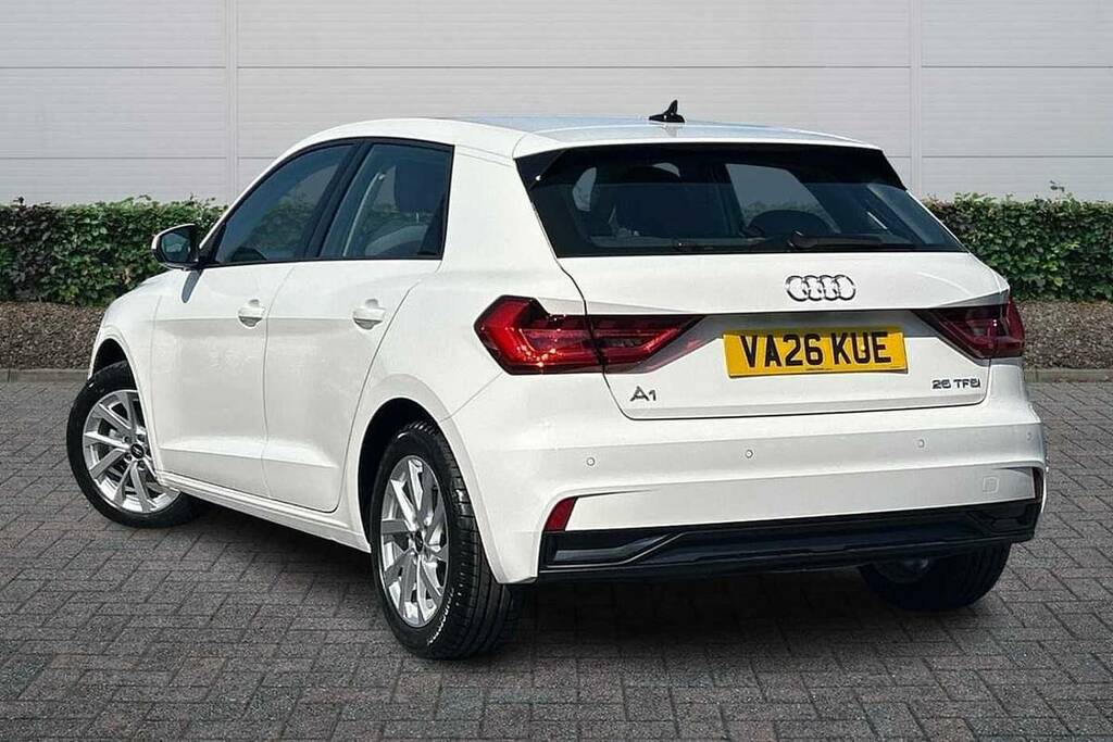 Audi A1 25 Tfsi Sport S Tronic VA26KUE White #3