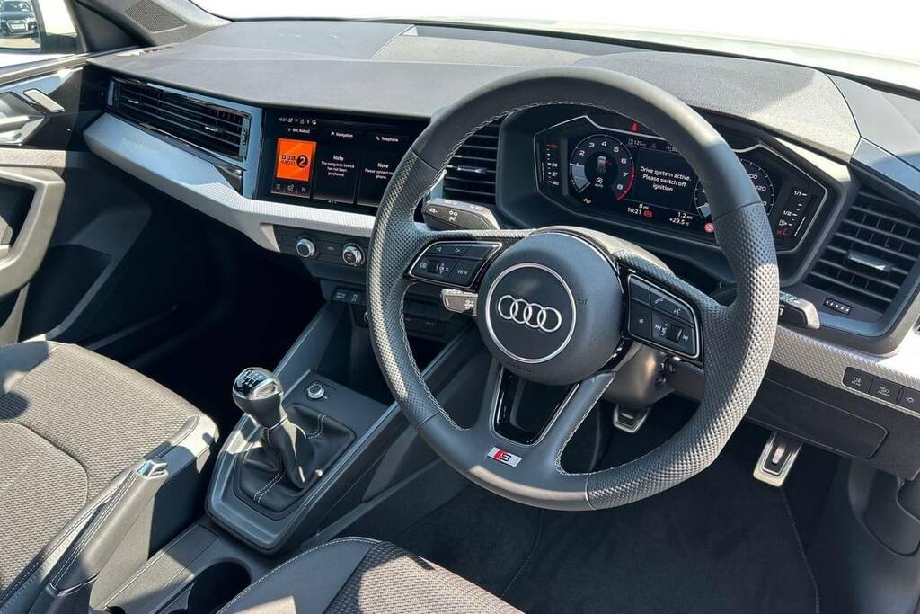Audi A1 30 Tfsi S Line VA26KHX Silver #4
