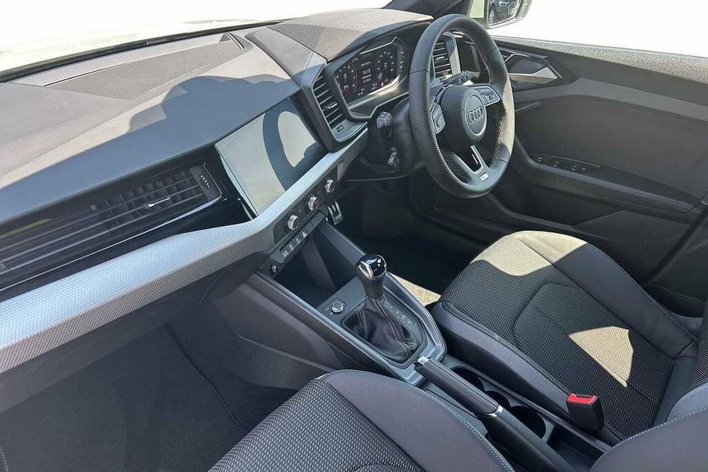 Audi A1 30 Tfsi S Line S Tronic VA26DXT Silver #2