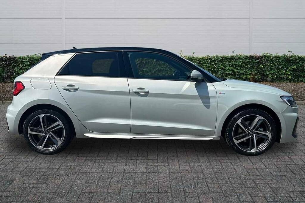 Audi A1 30 Tfsi S Line S Tronic VA26DXT Silver #4