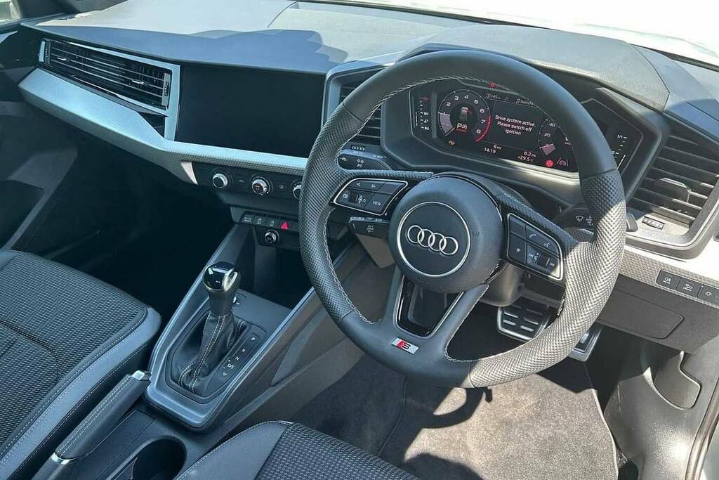 Audi A1 30 Tfsi S Line S Tronic VA26DXT Silver #6