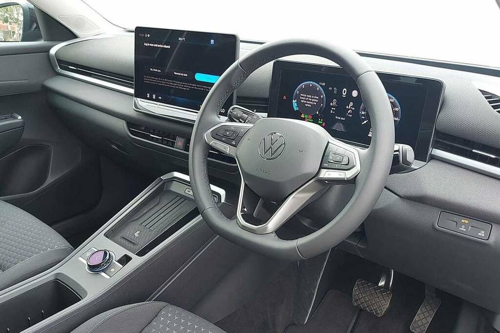 Volkswagen T-Roc 1.5 Etsi 150 Life Dsg BW26VNZ Black #6