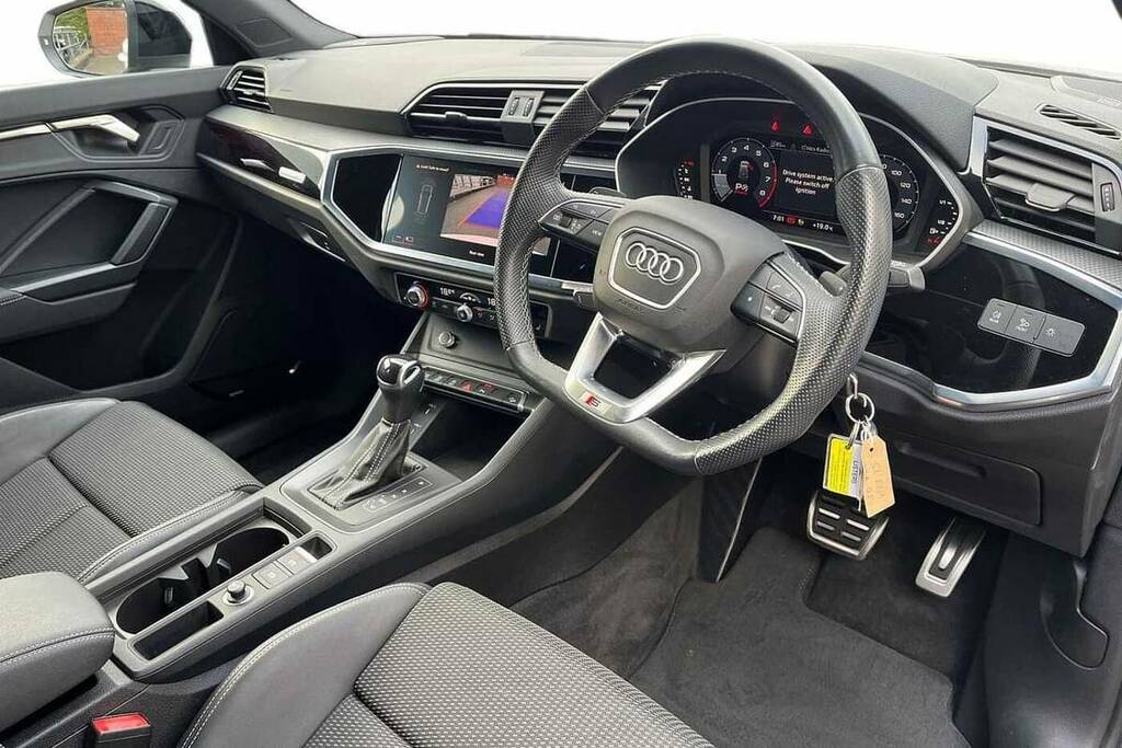 Audi Q3 40 Tfsi Quattro Black Edition S Tronic KT23XMY White #6